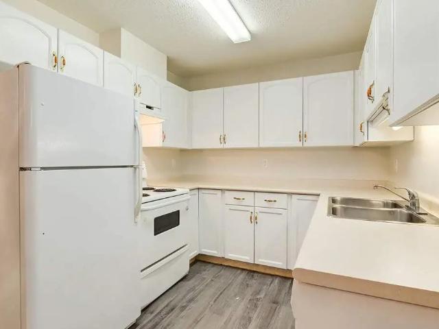 Crowchild Court 2 Bedroom Apartment for Rent at 5116 53 Ave, Wetaskiwin, AB T9A 0Y8