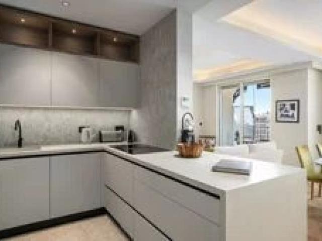 Croisette Appartement de prestige 4P 100 m², Vue mer, Étage élevé