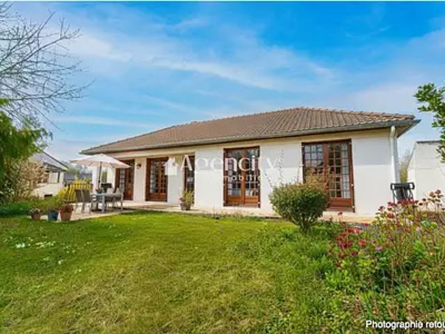Croissy Beaubourg 77183 Achat / Vente maison 4 pièces t4 terrasse parking