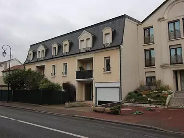 Croissy sur Seine 78290 Location parking au dernier étage