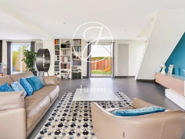 Croissy Sur Seine CENTRE Maison 197m² 4 chambres Terrain 533m²