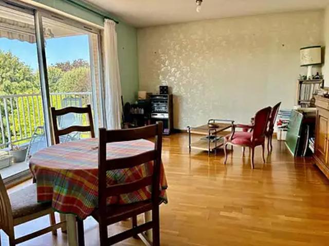Croix 59170 Achat / Vente appartement 3 pièces t3 cave balcon