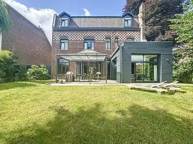 Croix 59170 Achat / Vente maison 9 pièces t9