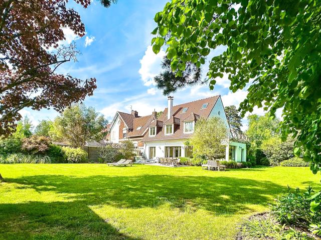 Croix BARBIEUX Maison à vendre 8 pièces 221.38 m² jardin garage