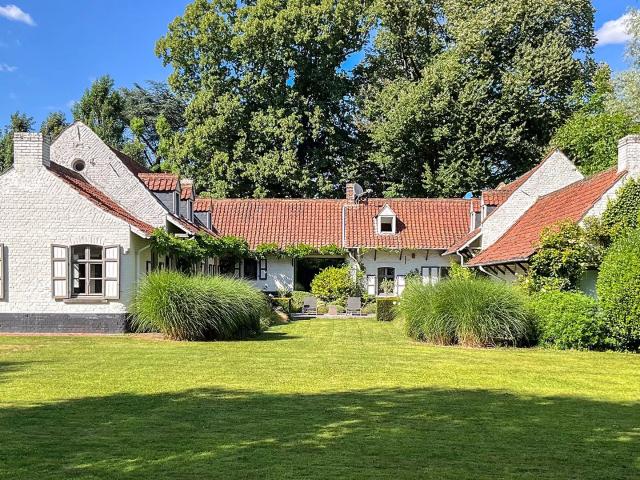 Croix BEAUMONT Maison à vendre 8 pièces 325m² 5 chambres Jardin Garage
