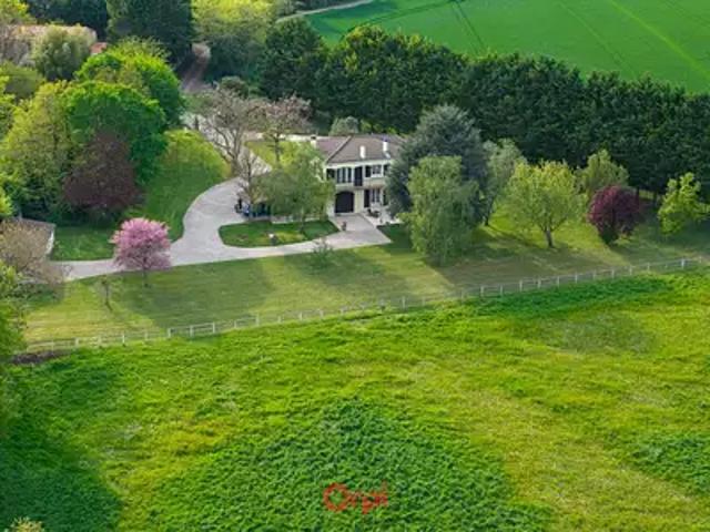 Croix Chapeau 17220 Achat / Vente maison 7 pièces t7 jardin terrasse