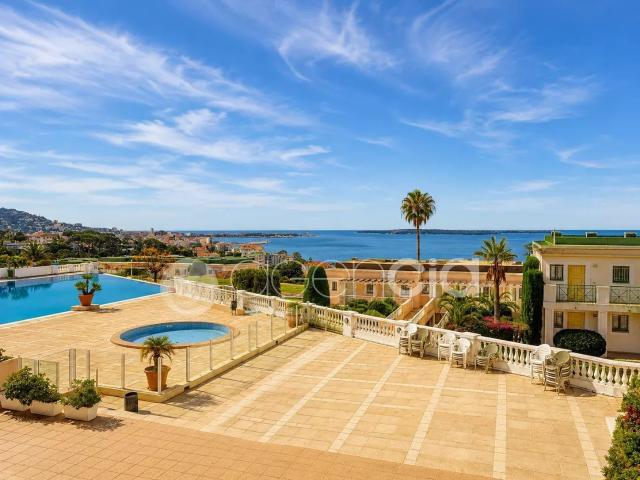 Cannes. Toutes offrent étudiées. 22m² Cannes