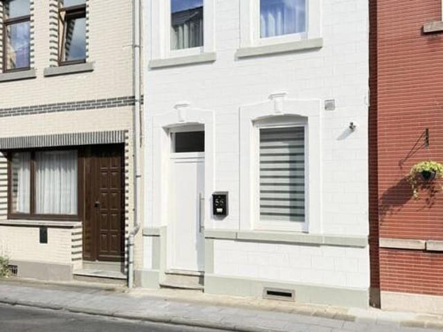 Croix Jurlet district Renovated house with terrace
