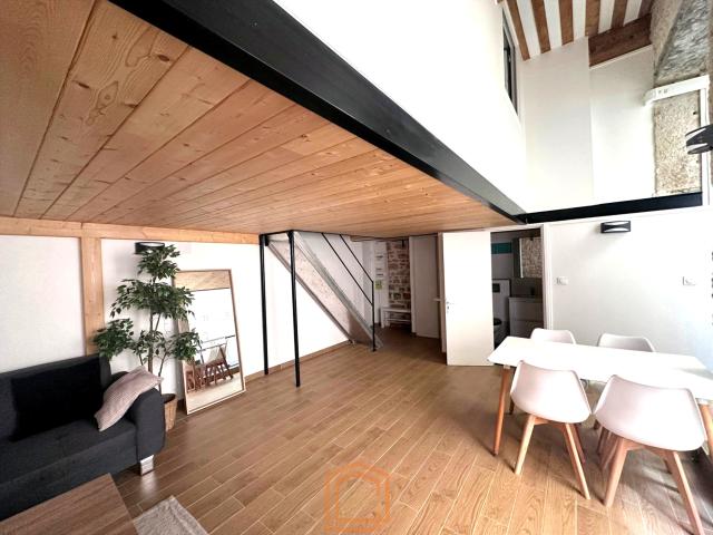 CROIX ROUSSE T2 BIS DUPLEX AVEC EXTERIEUR