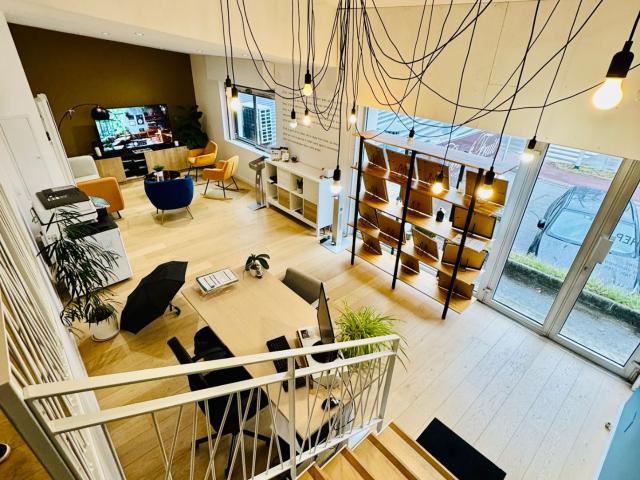 Crolles très beau Local commercial refait entièrement à neuf 85 m2