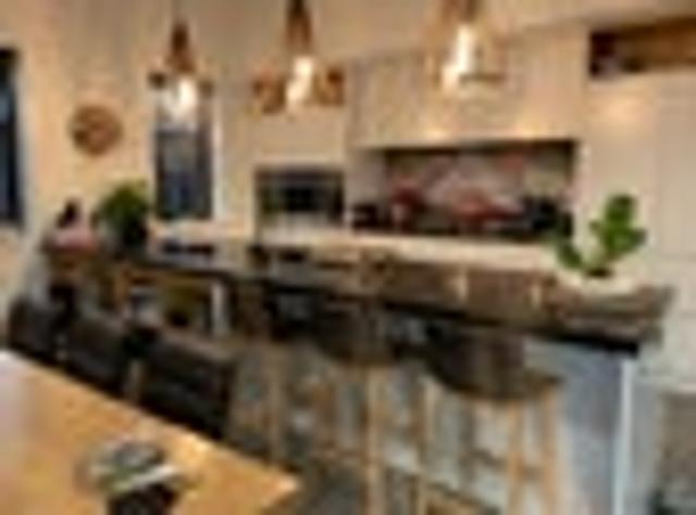 Cromwell, 4 bedrooms, $1200 pw