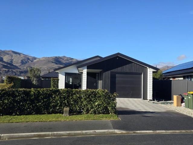cromwell, 3 bedrooms