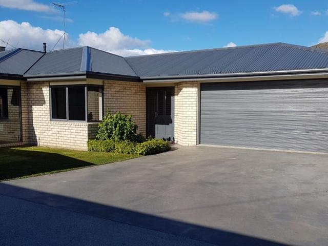 cromwell, 3 bedrooms