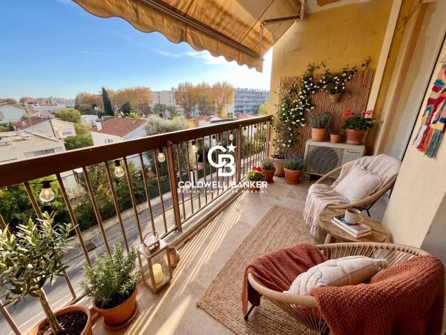 Cros de Cagnes 2 pièces avec terrasse Elégante rénovatio. 51m² Cagnes sur Mer