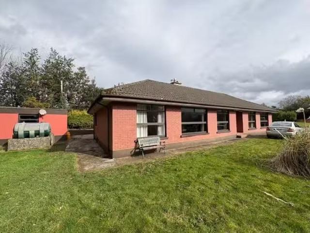 Crosstown, Killarney, Co. Kerry, V93X5C6 is for sale