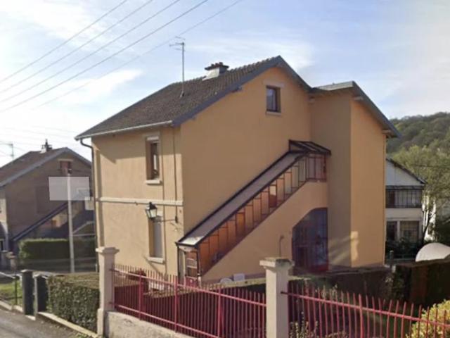 CRAVANCHE DUPLEX 77,80m2 avec GARAGE, CAVE et JARDIN Privati