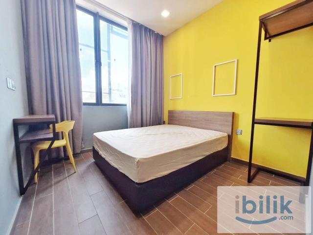 Crazy deal KL Fully furnished king bed room attached with washroom Walking distance to LRT Pudu Nearby MyTown