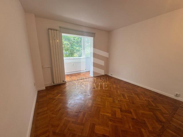 crangasi 4 camere nemobilat 3/4