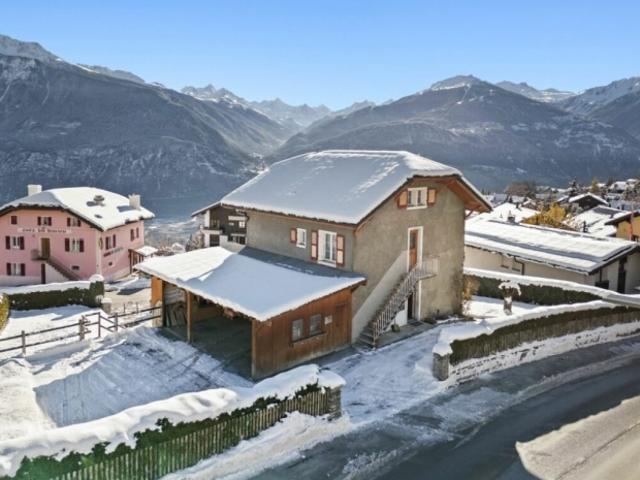 Crans Montana/VS Zweifamilienhaus im Skigebiet