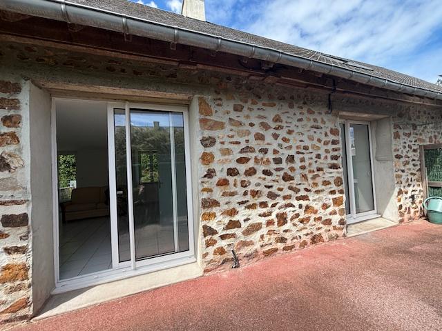 CRASVILLE, Jolie maison non meublée de 75,5 m2