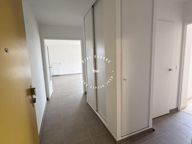 CRETEIL: appartement D5 84 m² à louer