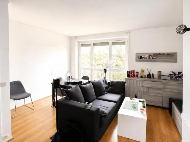 Créteil – Bel appartement F4 avec balcon, 3 chambres et cave