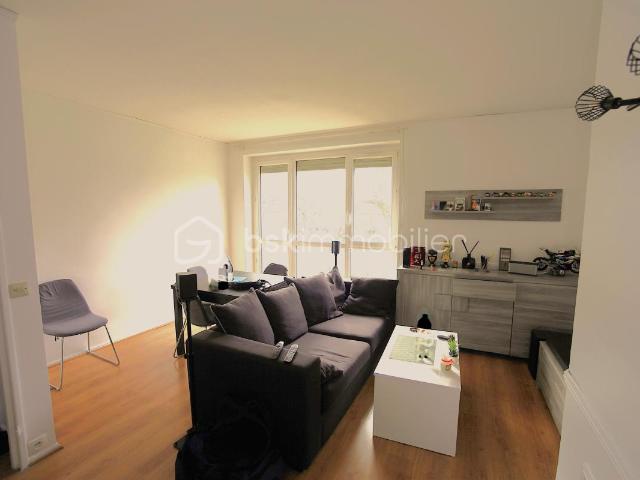 Créteil – Bel appartement F4 avec balcon, 3 chambres et cave