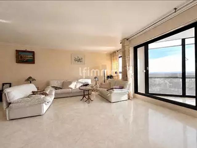 Créteil 94000 Achat / Vente appartement 5 pièces t5 terrasse parking