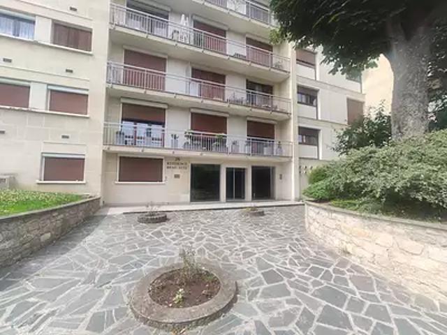 Créteil 94000 Location appartement 3 pièces t3 terrasse cave