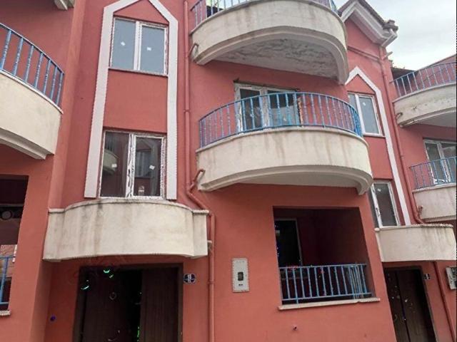 Creative'den Kardelen Yapı Koop. 5+1 Triblex Villa İskanlı