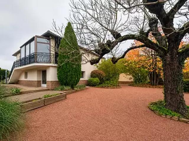 Crêches sur Saône 71680 Achat / Vente maison 8 pièces t8 jardin cave