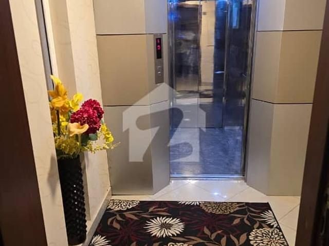 Creek vistas apartment for rent geniune deal and smooth deal visit anytime not fake add 4 beds demand 350 lacs excluding maintenance