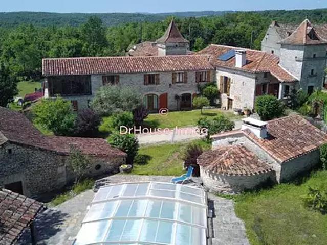 Cremps 46230 Achat / Vente maison 10 pièces t10 piscine parking