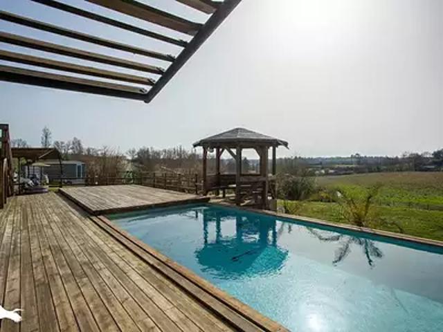 Créon 33670 Achat / Vente maison 8 pièces t8 parking