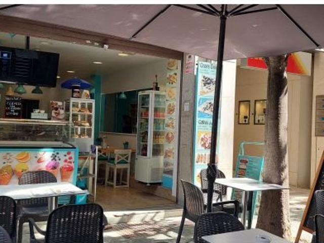 Crepería, cafetería en calle Valencia, 10