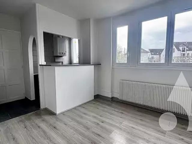 Crépy en Valois 60800 Achat / Vente appartement 1 pièce t1