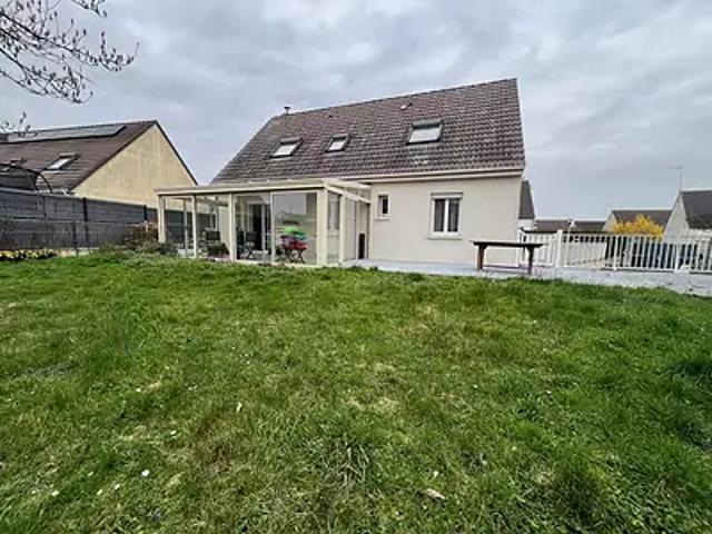 Crépy en Valois 60800 Achat / Vente maison 7 pièces t7 au dernier étage terrasse