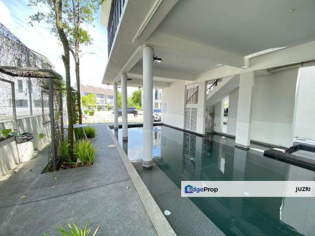 Crescent Park Townvilla