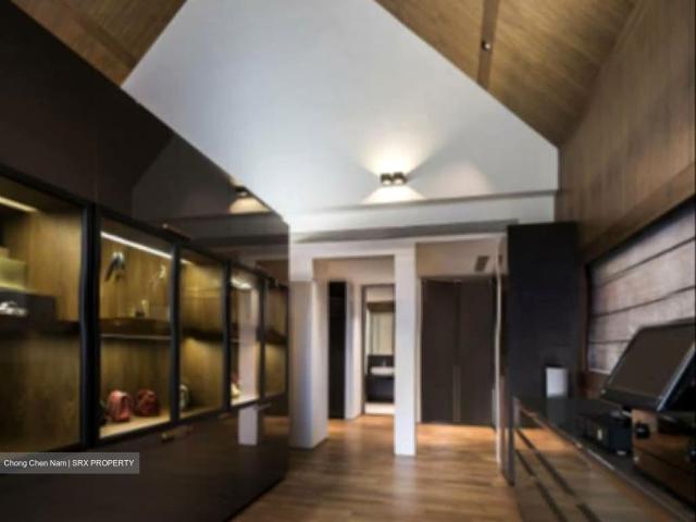 Crescent Road D15, Detached