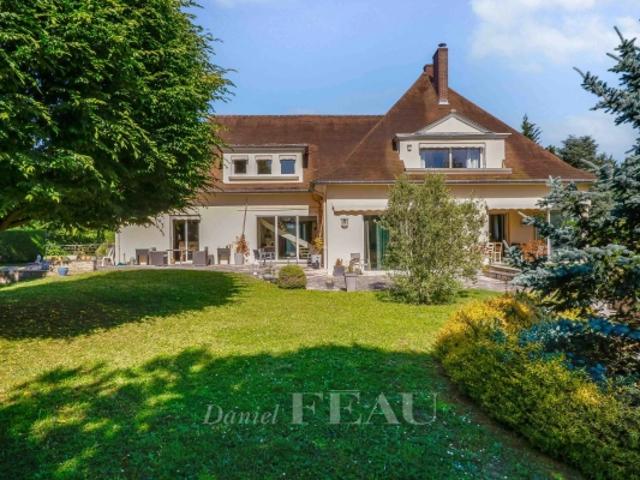 Crespières Domaine privé Maison avec piscine