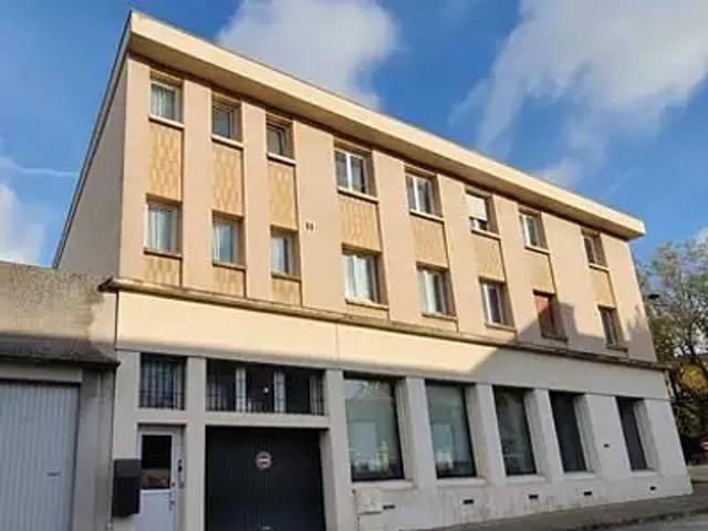 Crest 26400 Achat / Vente divers au dernier étage