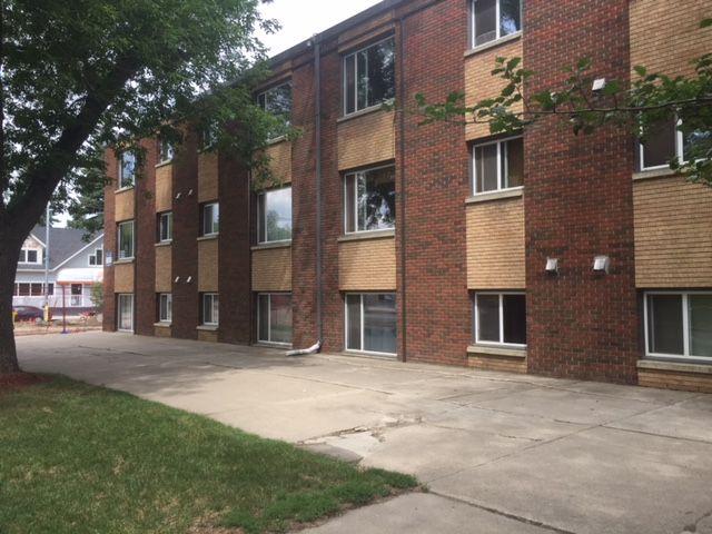 CRESTLINE APARTMENTS