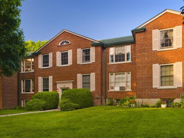 Crestview Apartments One Bedroom [object Promise] for Rent