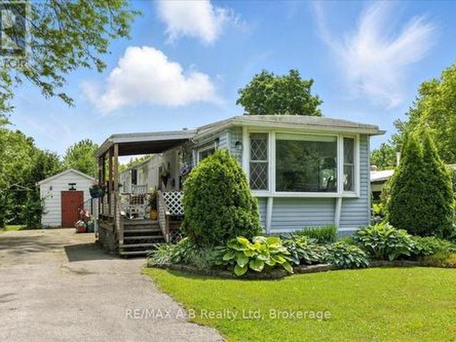 Crystal Lake 143 Ash Street, Perth East Crystal Lake, ON, N5A 6S6 house for sale | Listing ID X12231 | Royal LePage