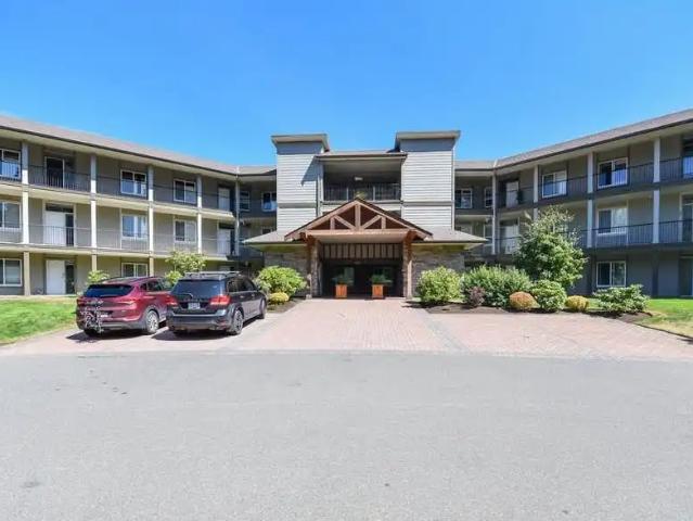 CRYSTAL SHORES Unique Suite