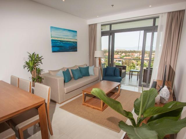CUỘC SỐNG BÊN BỜ BIỂN VỚI CĂN HỘ 2 PHÒNG NGỦ TẠI THE OCEAN SUITES, ĐÀ NẴNG