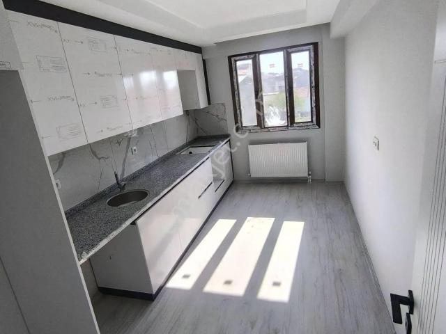 Cuma Pazarı Karşısında 2+1 Daıre