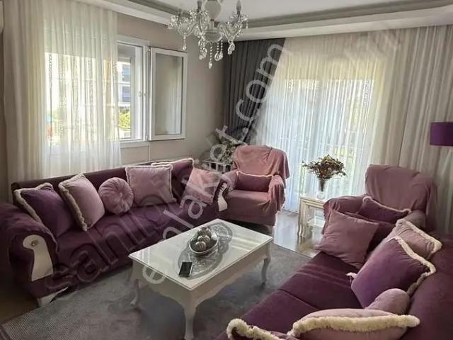 Cumaovası Emlaktan Satılık Altıntepe'de 2+1 90m2 Daire