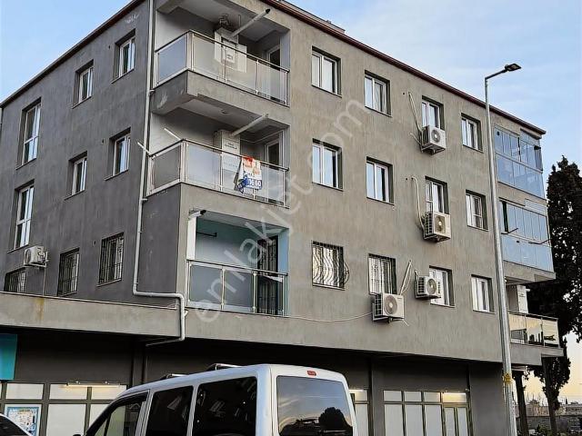Cumhurıyet Mahallesı'nde Doğalgazlı 3 + 1 Ara Kat Satılık Daıre