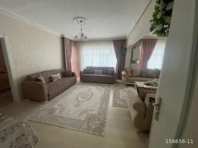 CUMHURİYET TE SATILIK ORTA KAT DAİRE